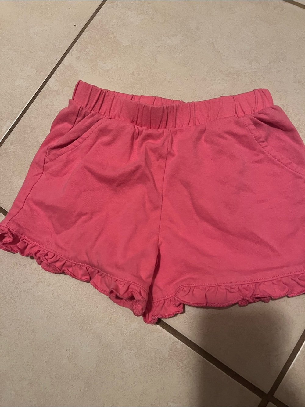 Kids Ruffle Trim Shorts 2-Piece Set - Picture 4 of 5